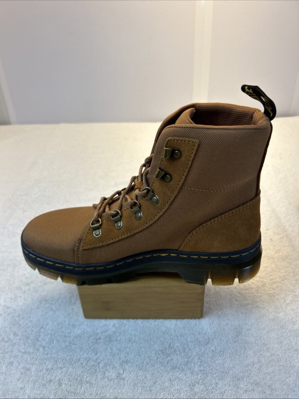 Dr. Martens Air Wair Bouncing Soles Tan Textile Upper Lace Up Women SZ 10 New